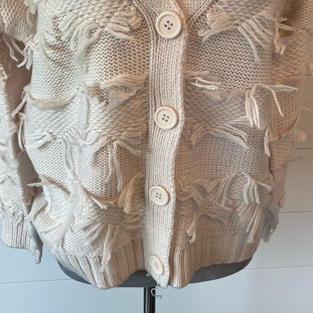 525 Fringe Cardigan Sweater In Bare Size Large Ivory Off White V- Neck B… - Picture 3 of 9